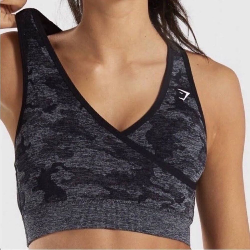 Gymshark Adapt Camo Seamless Sports Bra Black Size Small